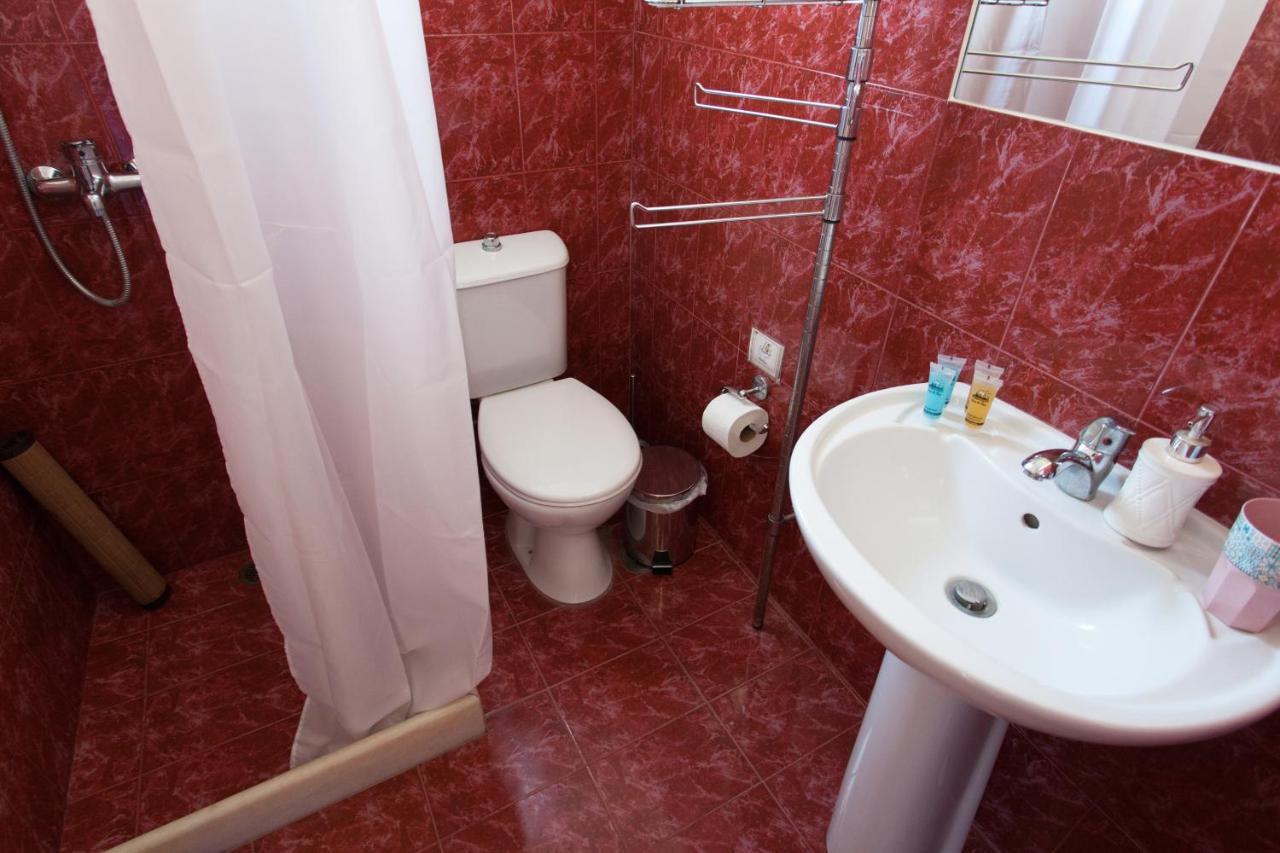 Guesthouse Perdikouli Alikí Buitenkant foto